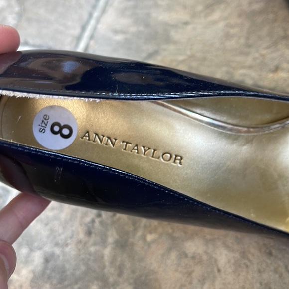 Ann Taylor Chunky Heels Genuine Leather - Picture 3 of 7